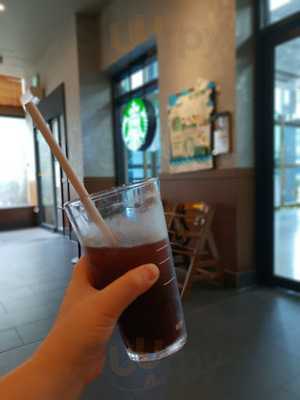 스타벅스 충정 타워점