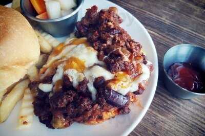 러스티 립 하우스