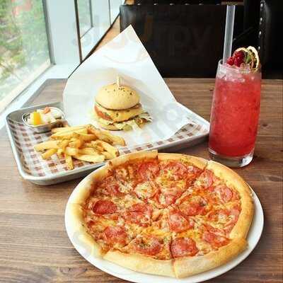 러스티 립 하우스