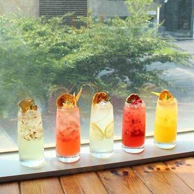 러스티 립 하우스