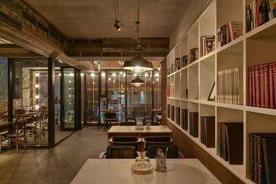 오리지널 시카고 피자&펍 - 홍대본점