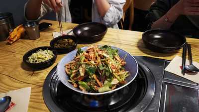 와룡동닭매운탕