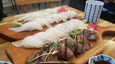 기와집전통손칼국시