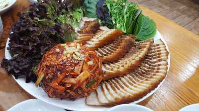 기와집전통손칼국시