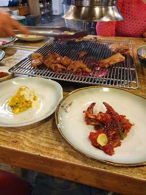 일월산생고기직화구이