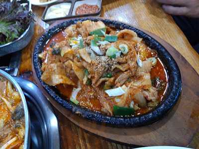 문가네생고기부대찌개