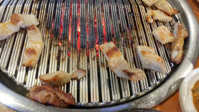 훌랄라숯불닭바베큐