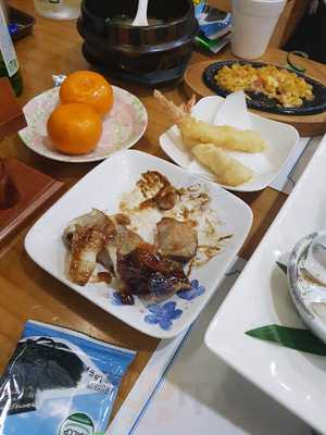 금시조참치복집