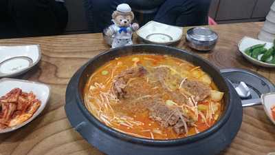 서울뚝배기감자탕부대찌개