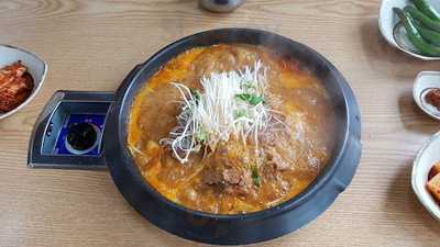 서울뚝배기감자탕부대찌개