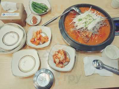 서울뚝배기감자탕부대찌개