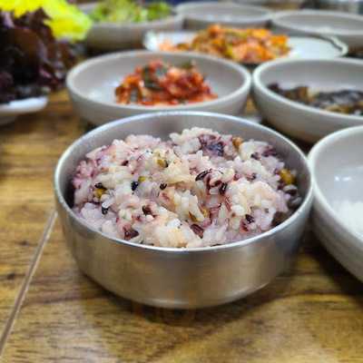 향나루자연오리농원식당