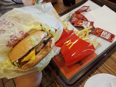 맥도날드 동인천e마트점