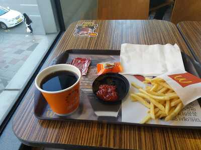 맥도날드 동인천e마트점