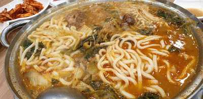 시원애감자탕 동호방촌직영점