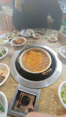 금강한우식육식당