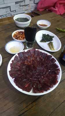 참좋은생고기육회