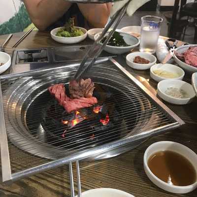 백두산식육식당