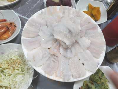 태성하모회자연산횟집