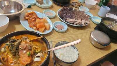 무봉리토종순대국 행당점