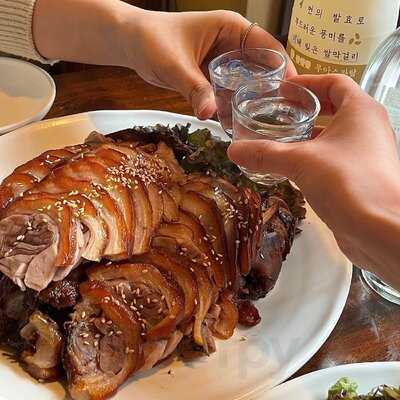 원할머니국수보쌈 논현직영점