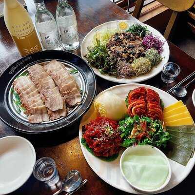 원할머니국수보쌈 논현직영점