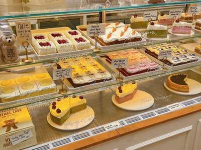 카페 하이웨스트 익선점