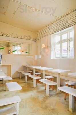 Cafe Layered Yeonnam