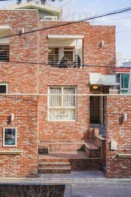 Cafe Layered Yeonnam