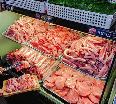 강남돼지상회 명동직영점