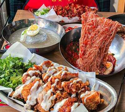 강남돼지상회 명동직영점