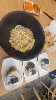 오니기리와이규동 성수점