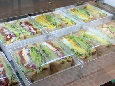 Salad (saelleo) Days Sunhwadong Branch