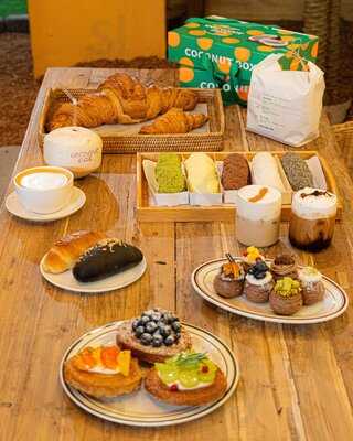 Coconut Box Bakery Cafe & Gallery