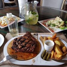 Ribeye Art & Grill