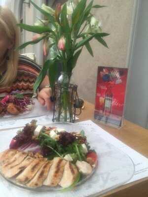 Aurora Cafe Shop & Bar