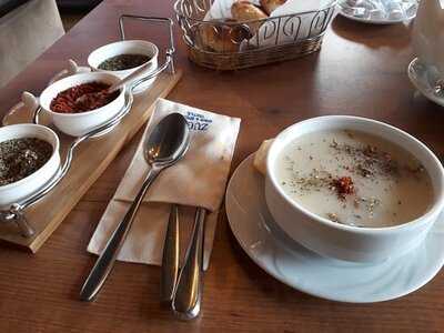 Bereket Cafe & Restaurant