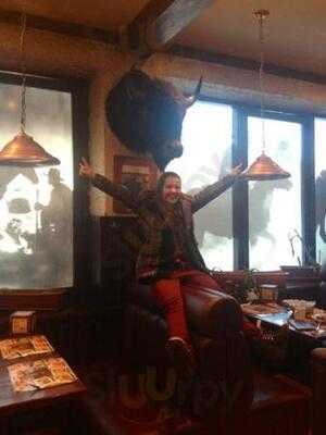 American Bar & Grill (aka Ambar)