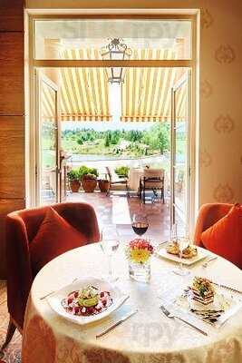 Restaurant Country Club Zhailjau