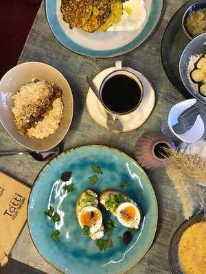 Tatti Bakery Cafe