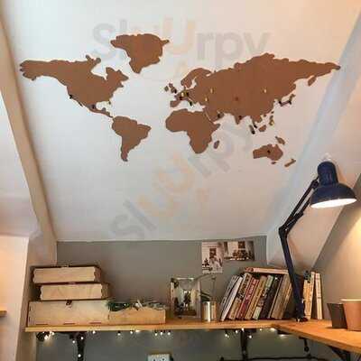 Petit Chocolate & Coffee