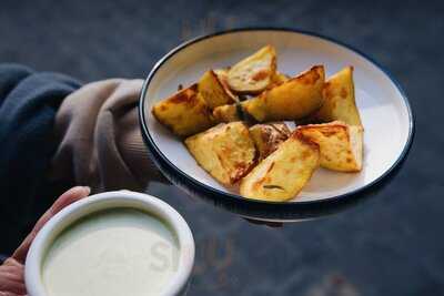 Plants Kitchen & Bar