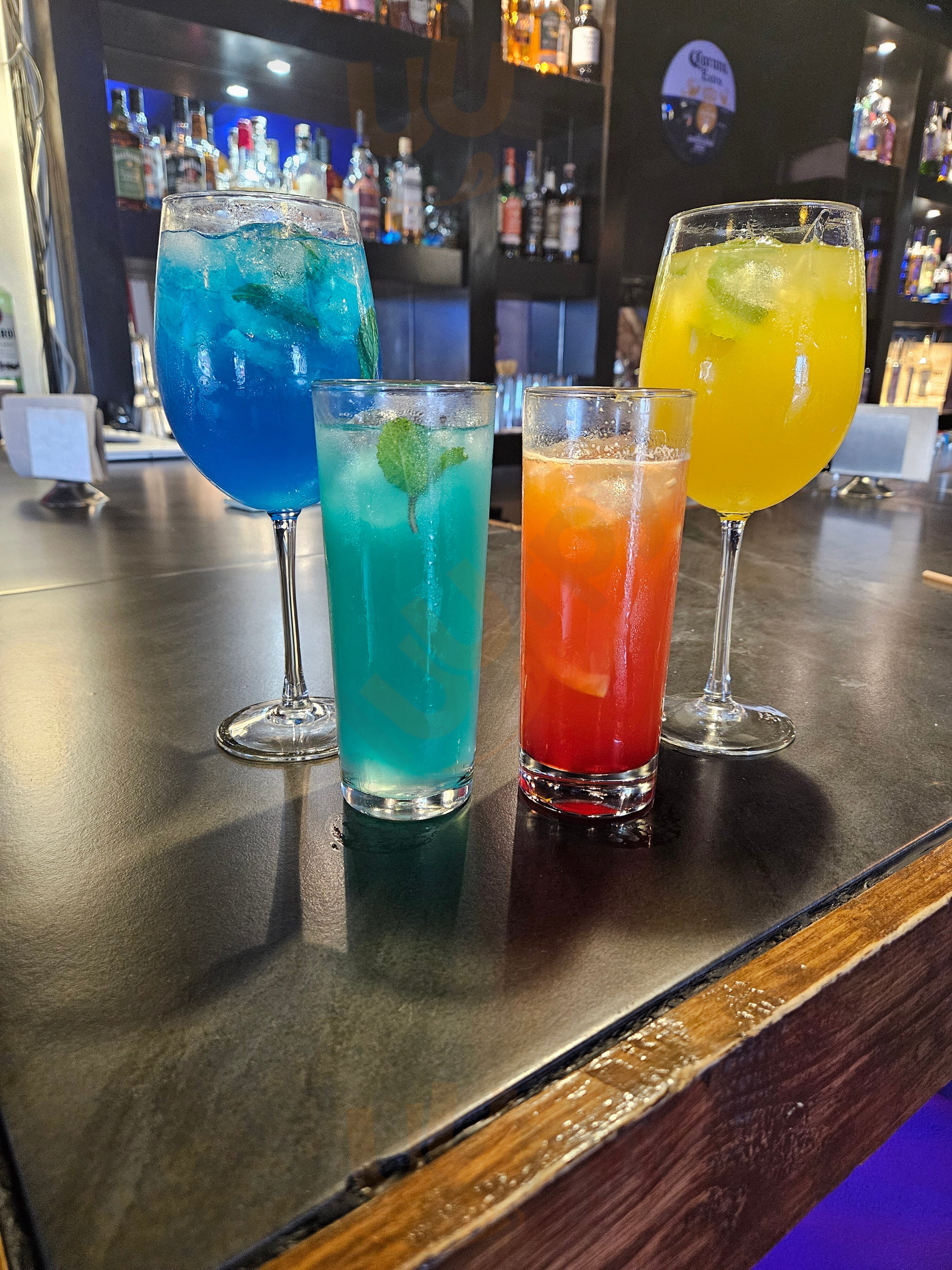 Sharks Rest/bar
