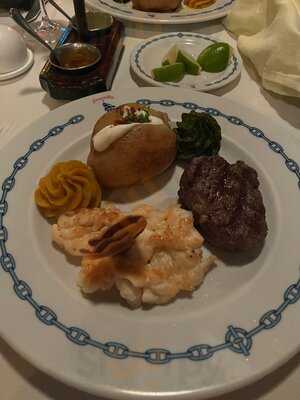 Lorenzillo's Restaurant