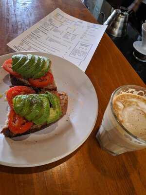 Manifesto: Casa Tostadora Calabrese.