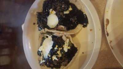 Eladio's Bar Itzimná