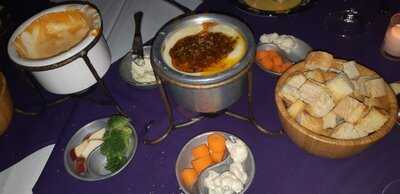 La Noche Azul Restaurante De Fondues