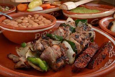 Carnes Asadas Pipiolo - Mariano Otero