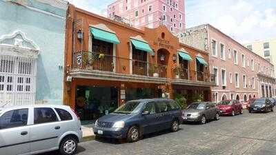 Portico Del Peregrino