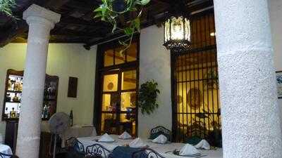 Portico Del Peregrino